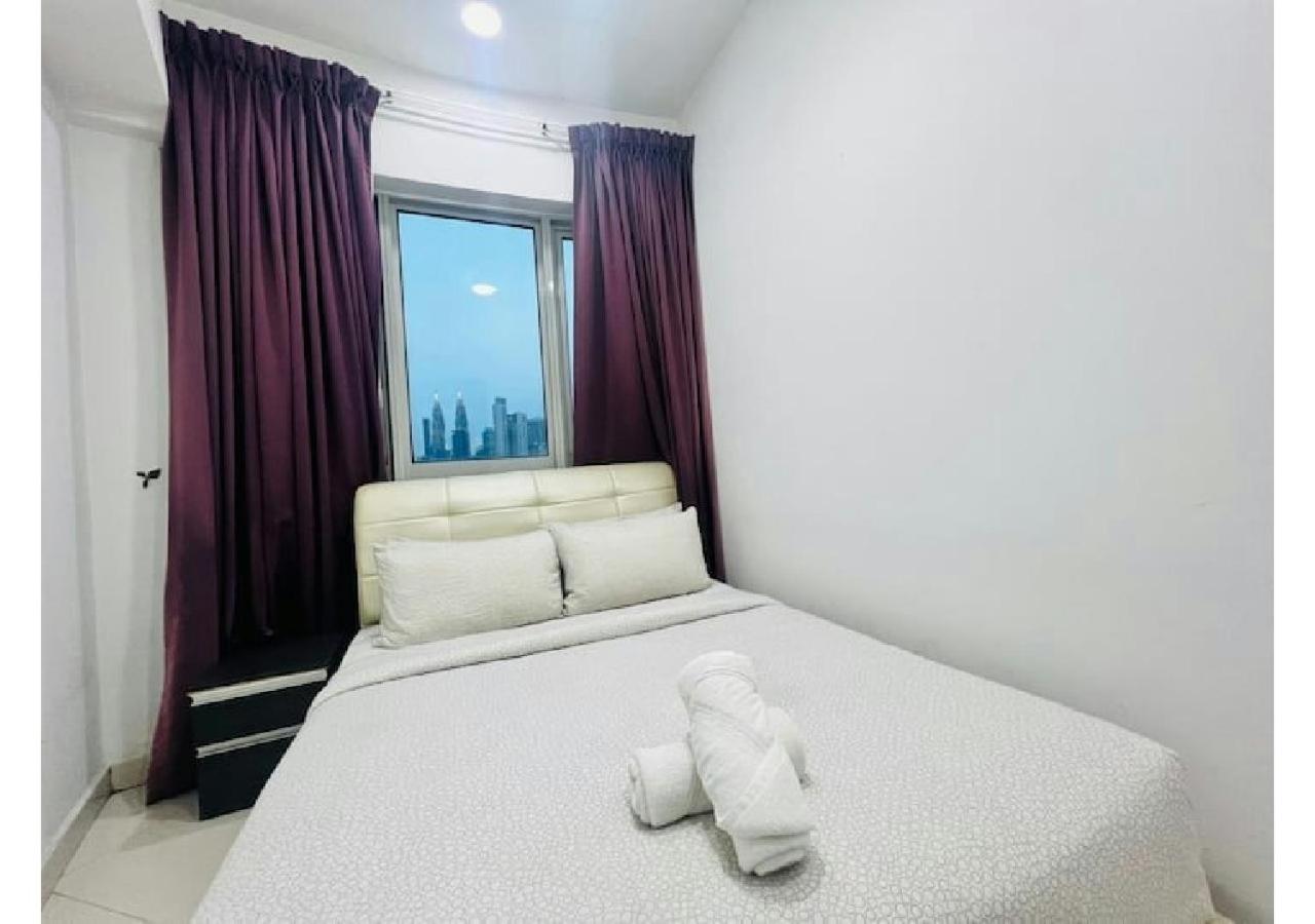 Regalia And By The Relaxstay Apartment *