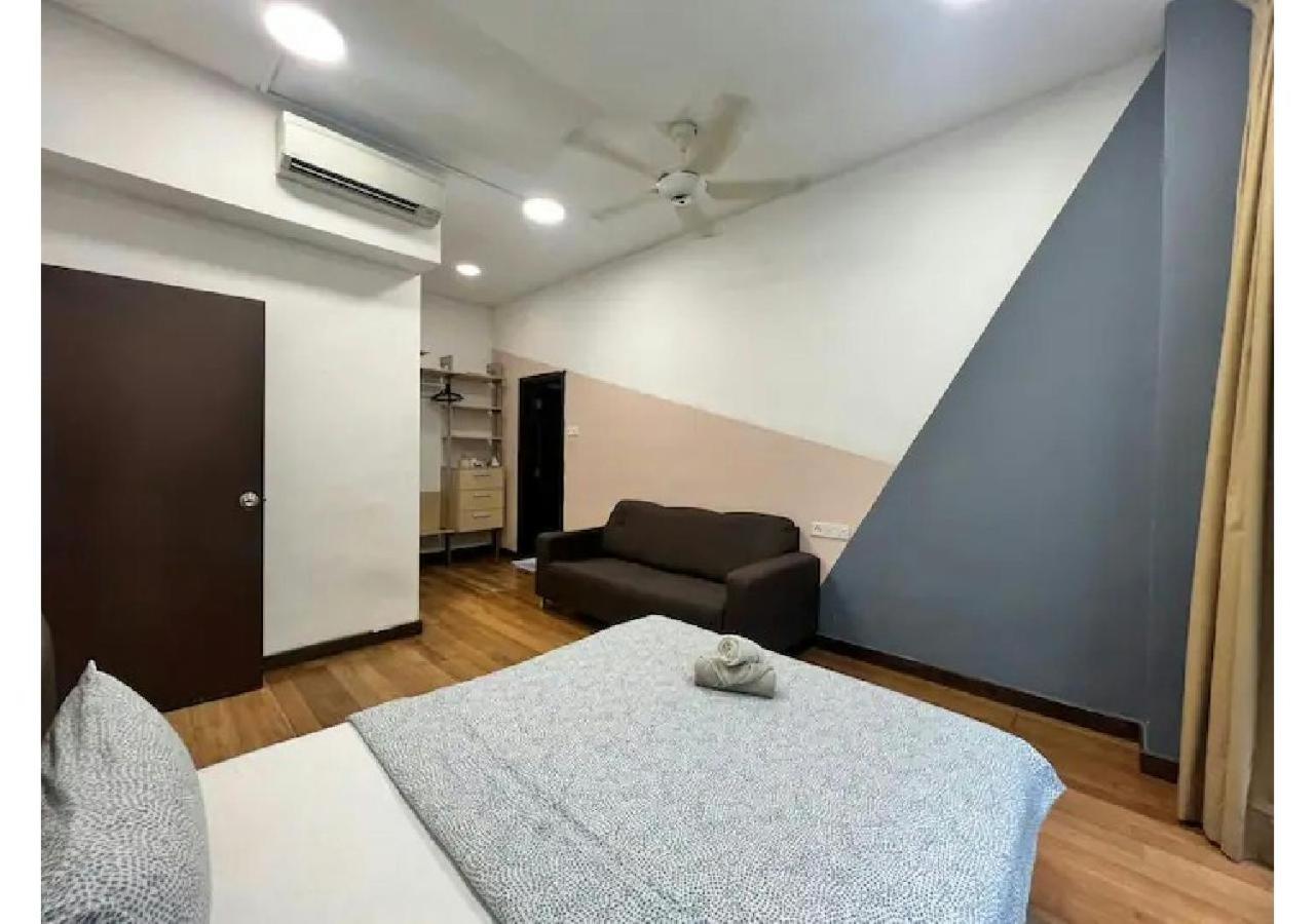 Apartment Regalia And By The Relaxstay *