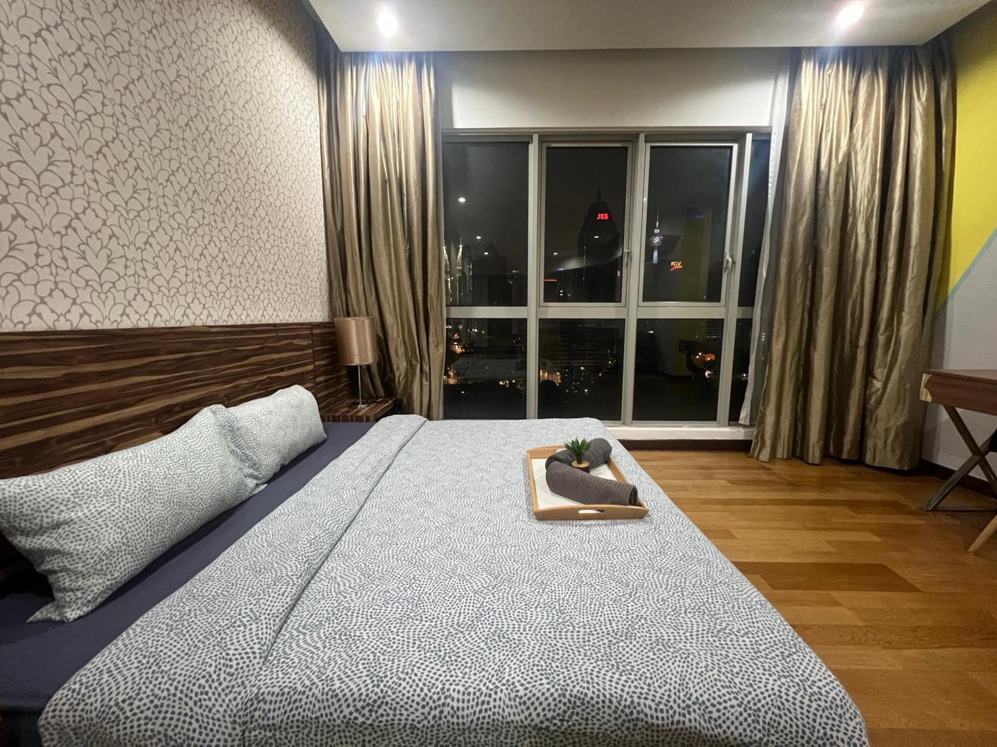 Regalia And By The Relaxstay * Kuala Lumpur