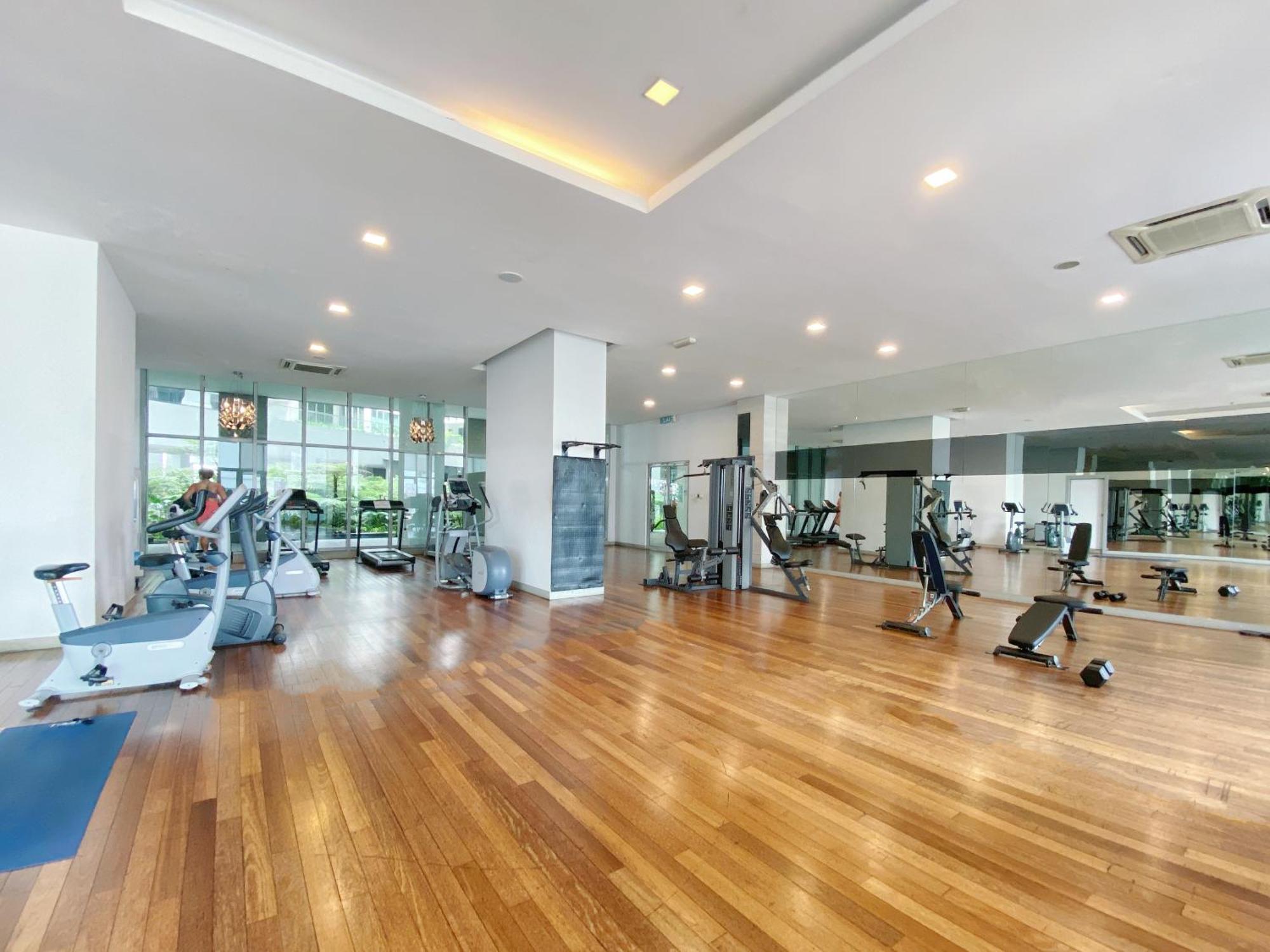 Apartemen Regalia And By The Relaxstay *