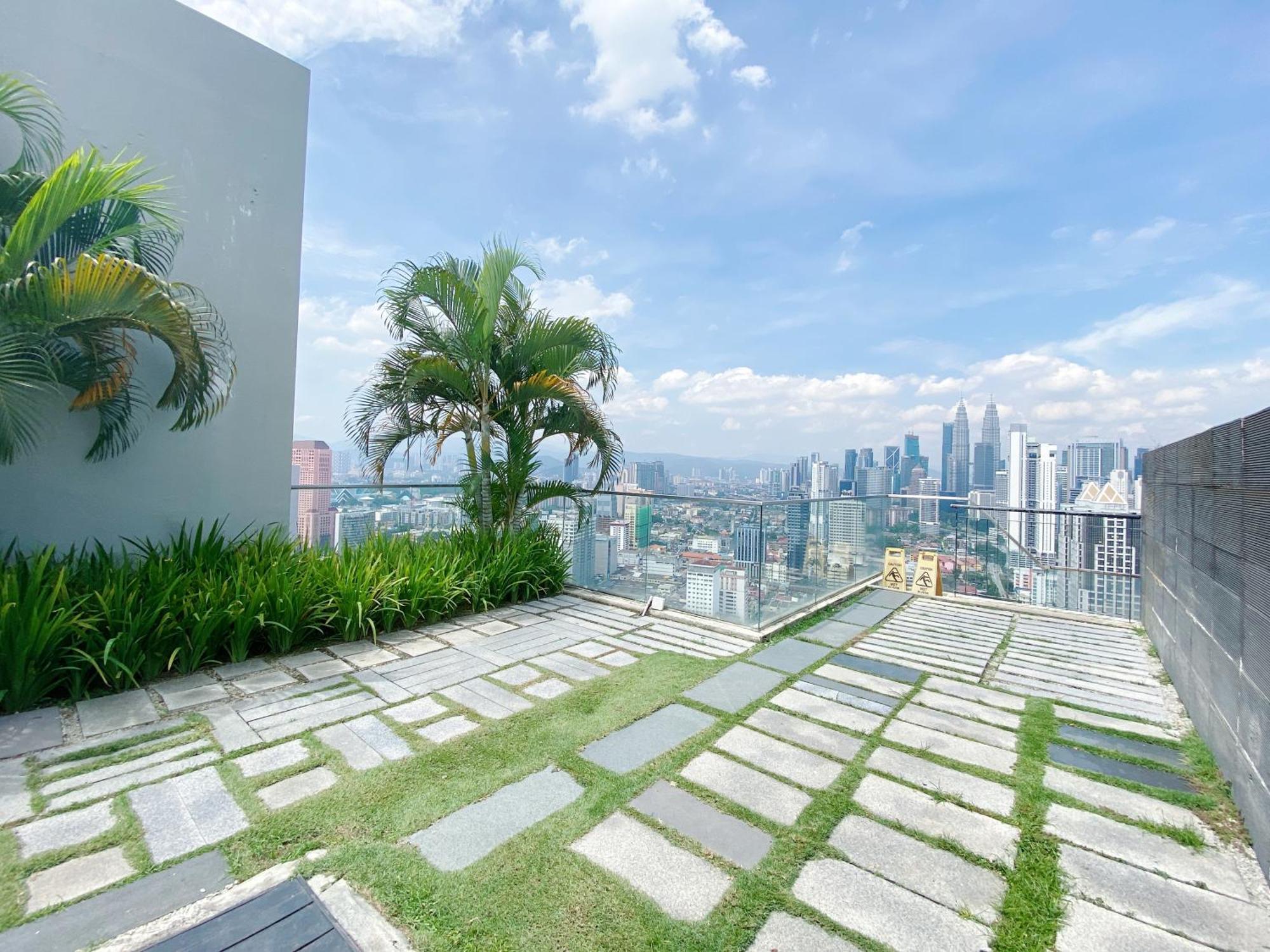Regalia And By The Relaxstay * Kuala Lumpur